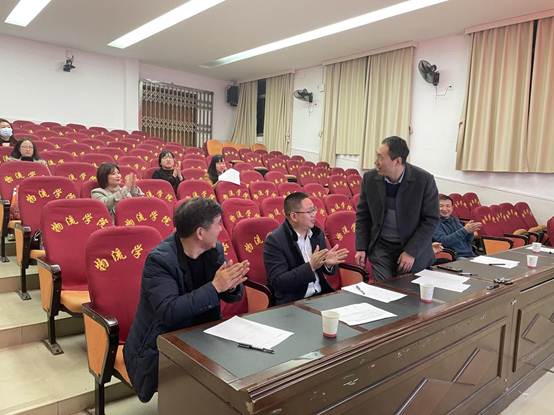 说明: 94173ef7ad0541c63c4eebffcf55f1b 说明: 94173ef7ad0541c63c4eebffcf55f1b