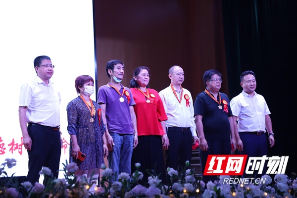 图片12_conew1.jpg 图片12_conew1.jpg