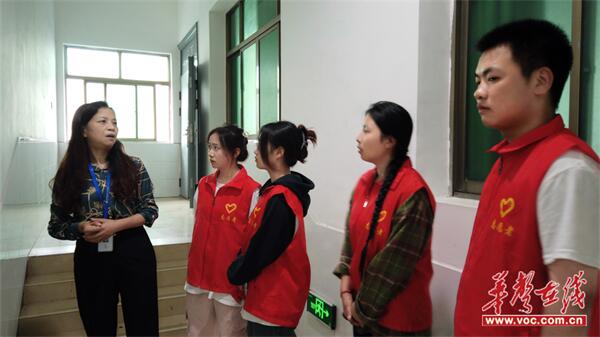 图片 1.jpg 图片 1.jpg
