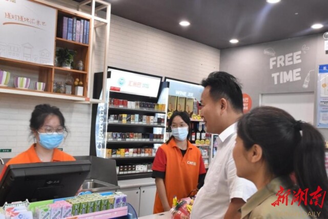 湖南现代物流职院:党委书记访企拓岗下功夫